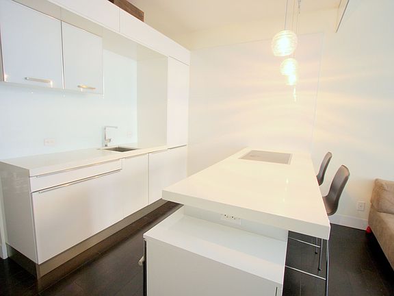 3rd image of 111 Fulton St APT 502