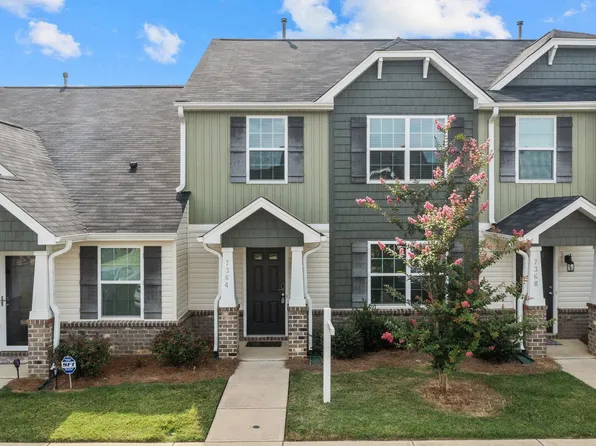 7364 Garett Park Dr, Whitsett, NC 27377