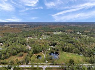 655 Appaloosa Rd, Tarpon Springs, FL 34688