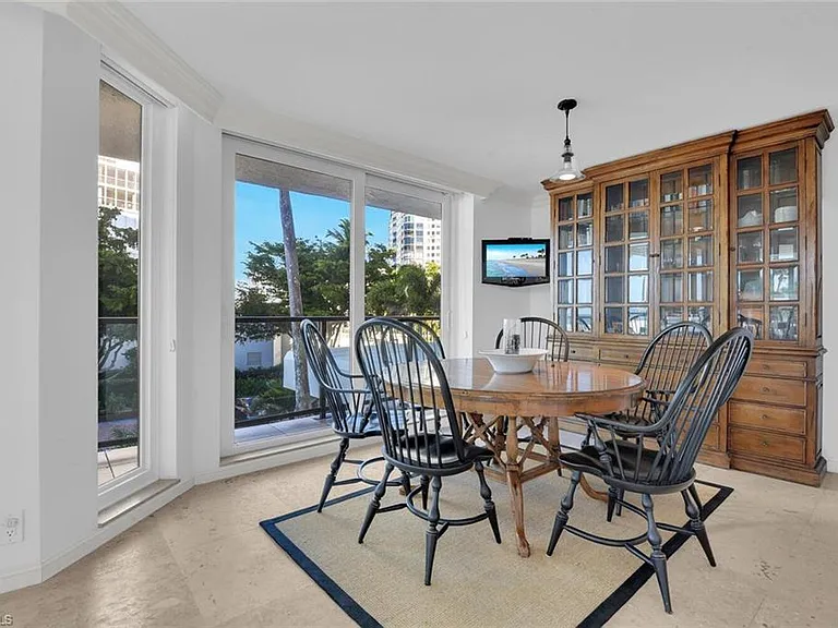 4901 Gulf Shore Blvd N #201 — Photo 11