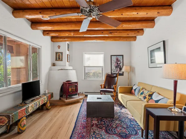 1823 Tewa Rd, Santa Fe, NM 87505