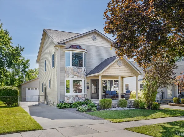 2086 Tyler Ave, Berkley, MI 48072