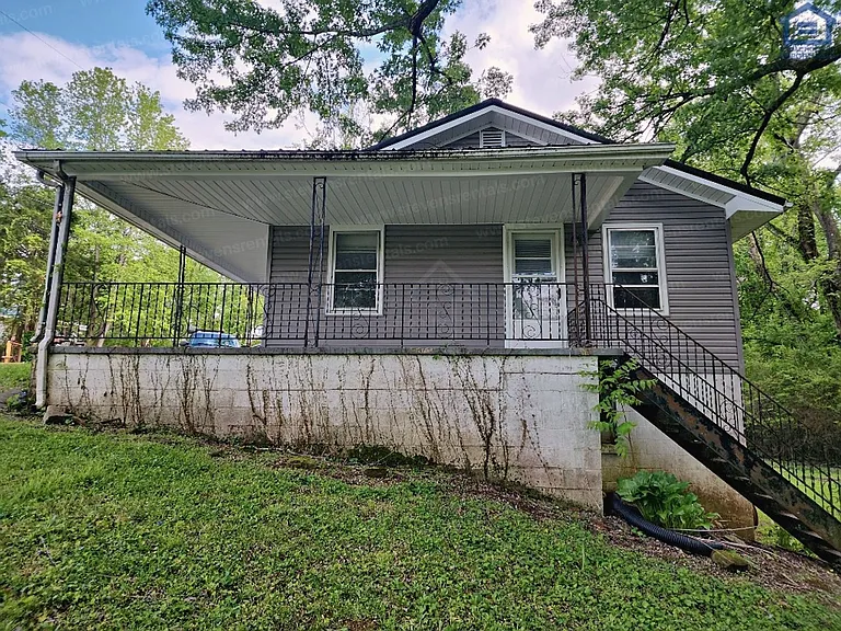 748 Steakley Dr — Photo 8
