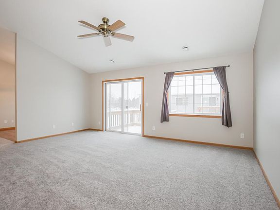 4th image of 8062 Stratford Cir S