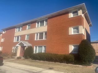 12925 Page St APT 3S, Blue Island, IL 60406