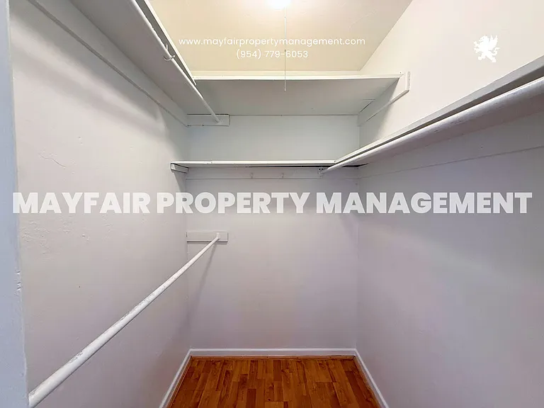 1329 NW 7th Ave — Photo 14