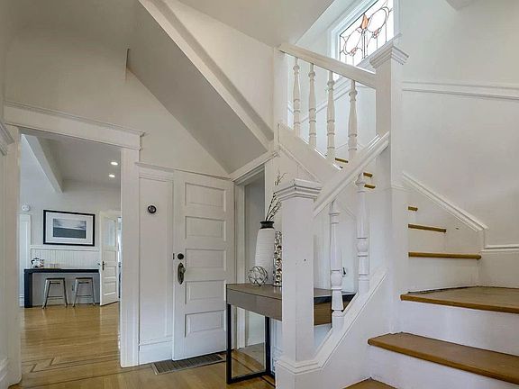 2nd image of 78 Gladys St