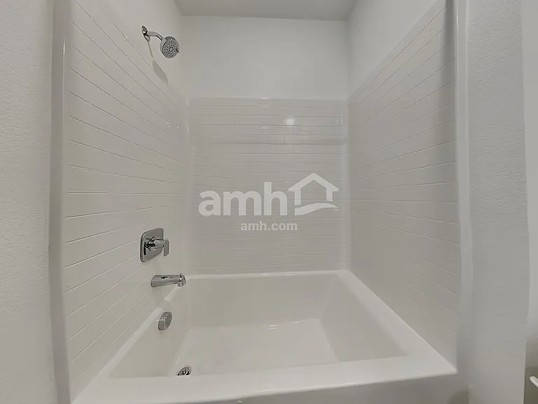 7926 Escolta Ct — Photo 14