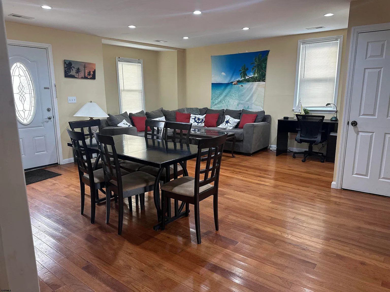 3 bed, 1.0 bath, $2,600 — Photo 3