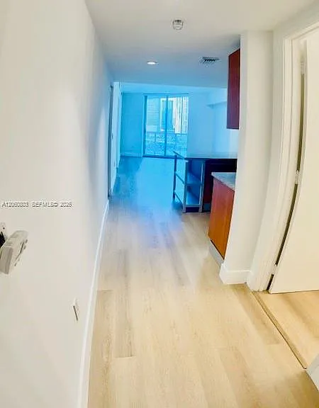 185 SW 7th St #1605 — Photo 10