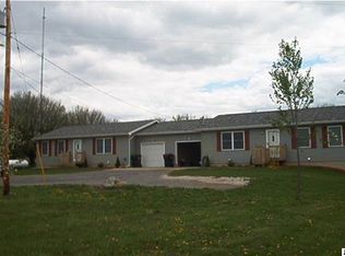 3525 Hull Rd, Leslie, MI 49251