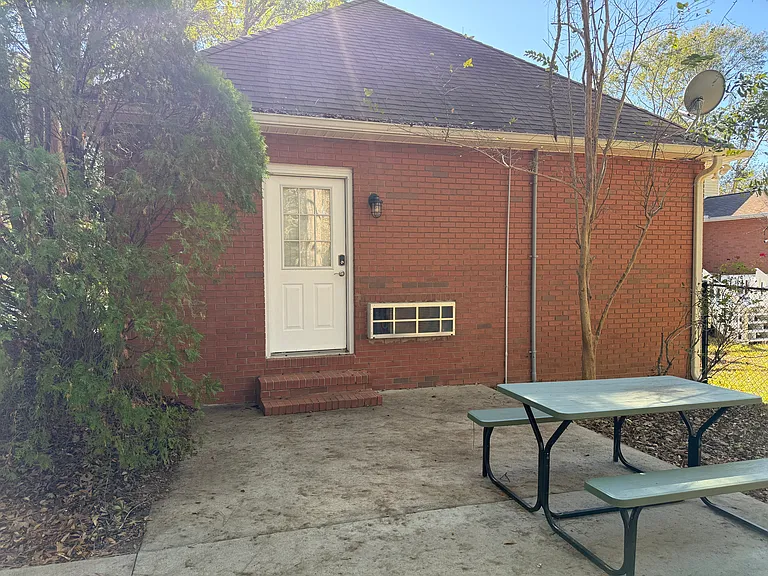 164 Country Estates Blvd — Photo 2
