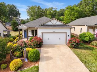 646 13th Avenue Pl NW, Hickory, NC 28601