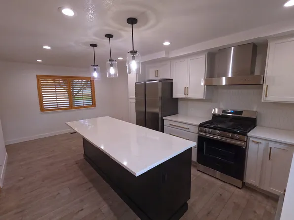 1630 Olua St APT 5, Minden, NV 89423