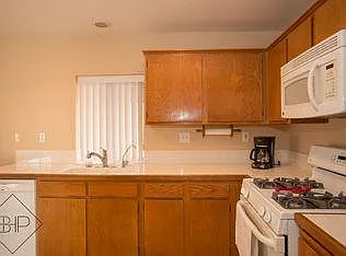 2210 Juneberry Ave — Photo 10