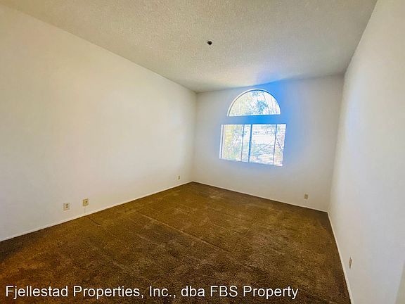 3rd image of 5980 Dandridge Ln Unit 234