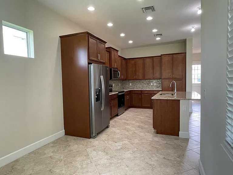 5573 Zestar Ln — Photo 7