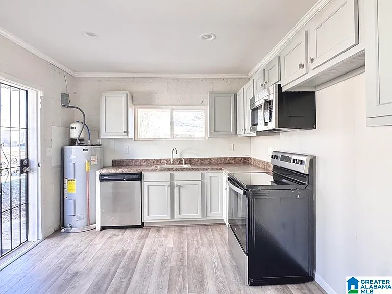 5624 Avenue Q — Photo 10