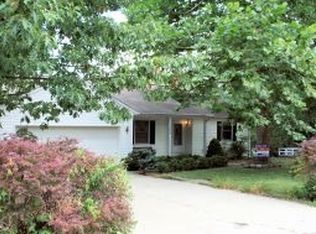 1204 W Green Tree Ln, Bloomington, IN 47403