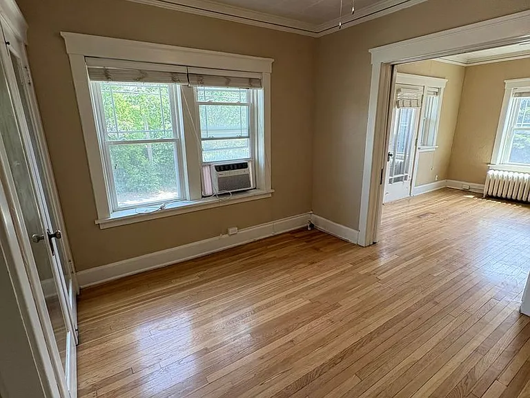 3301 Dewey Ave — Photo 16