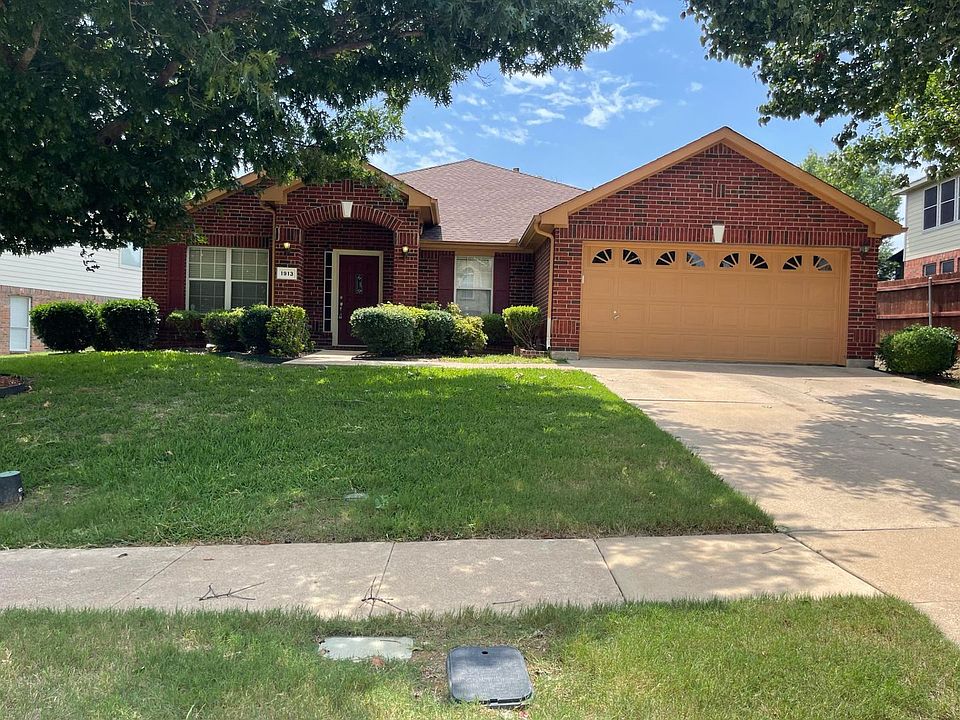 1st image of 1913 Winter Park Dr