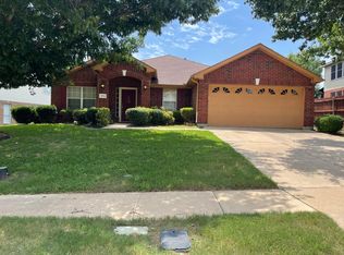 1913 Winter Park Dr, Mansfield, TX 76063
