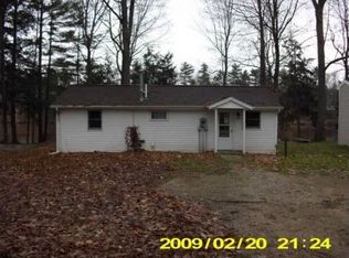 18680 Klay Dr, Stanwood, MI 49346