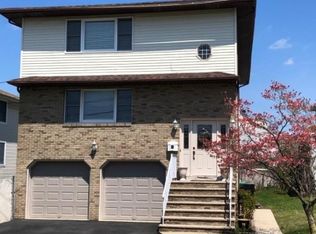 31 Richmond St, Lodi, NJ 07644