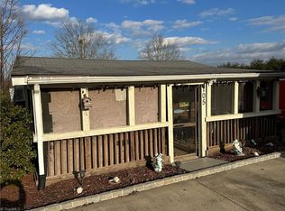 105 Richard Dr, New London, NC 28127