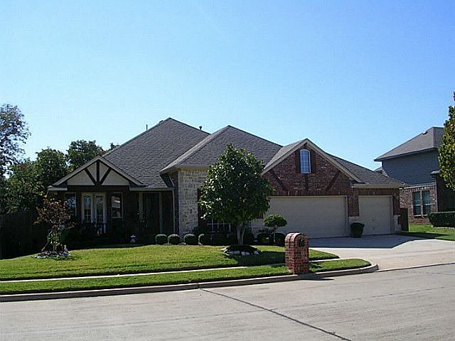 1st image of 299 Eagle Mountain Dr