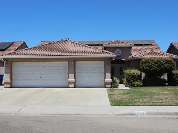 229 Lake St, Kingsburg, CA 93631