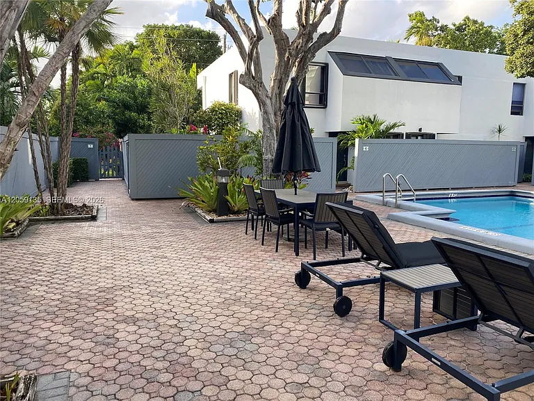 2180 Brickell Ave #7 — Photo 29