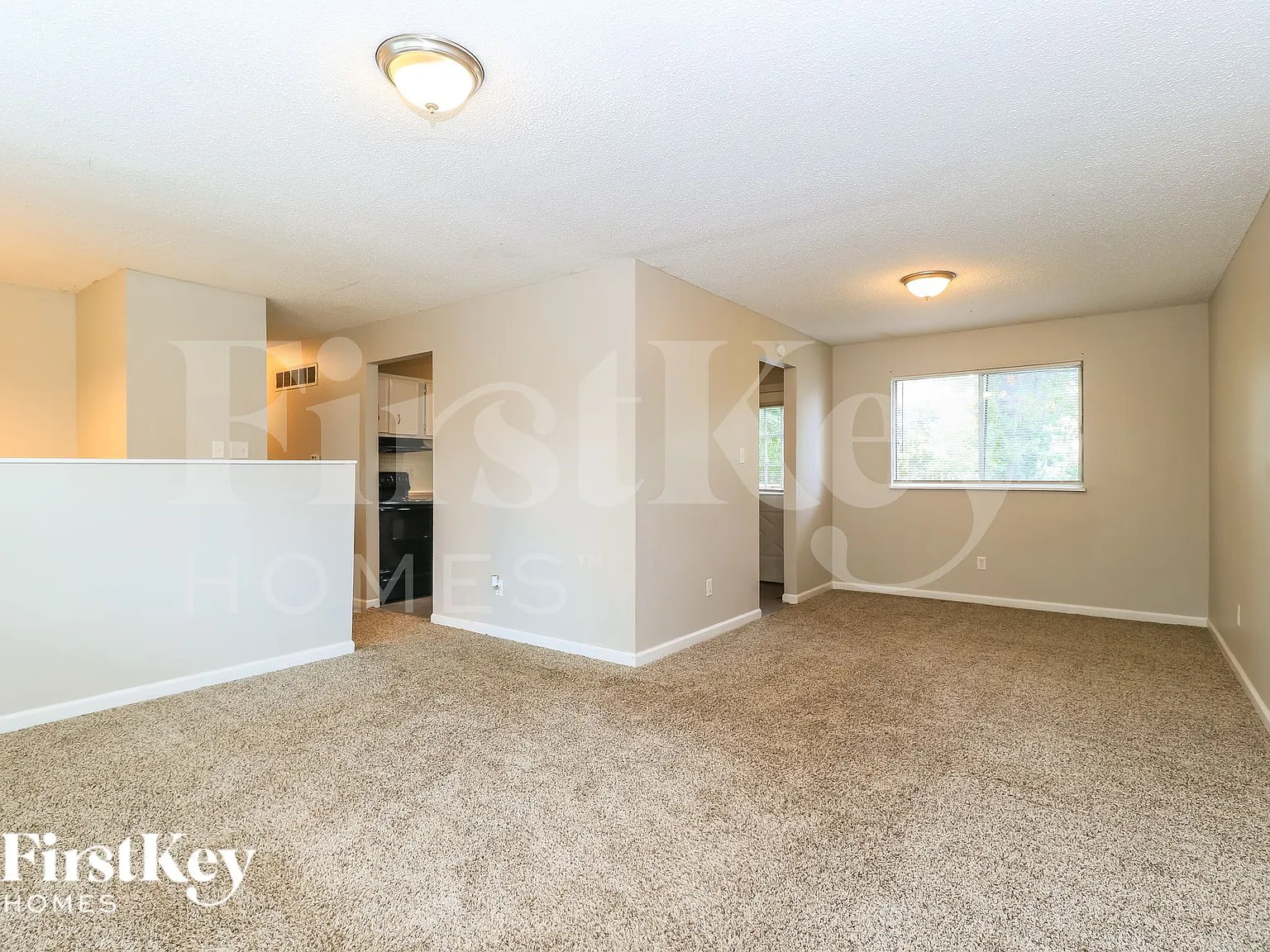 3 bed, 2.0 bath, 1100 sqft, $1,890 — Photo 3
