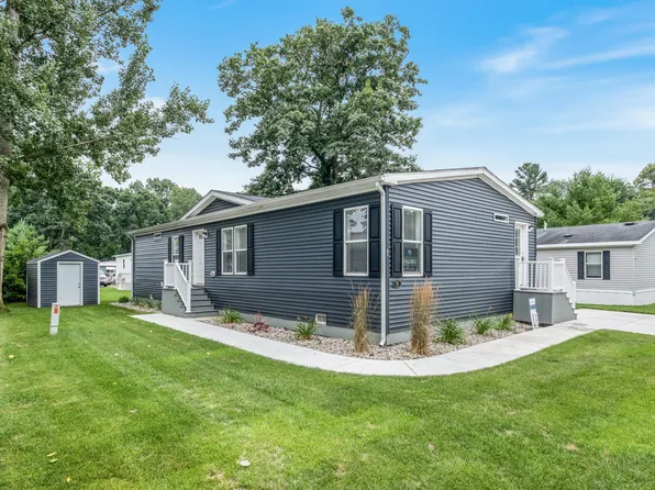 75 Viking Dr #75, Sparta, MI 49345