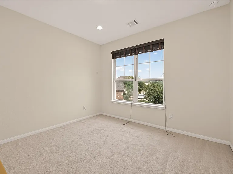 4002 Dogwood Canyon Ln — Photo 38