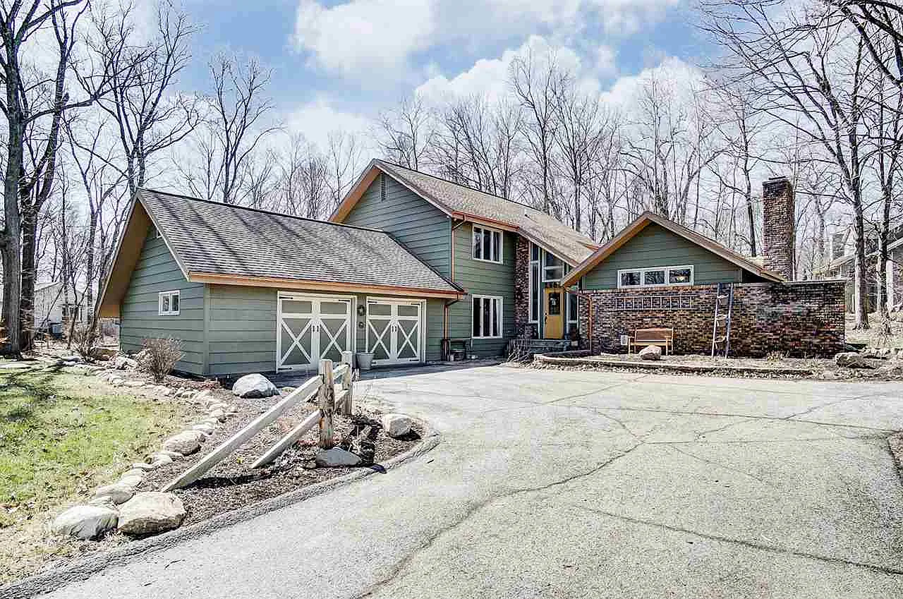 2365 S Stonebridge Rd photo 1