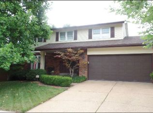 1218 Summit Meadows Dr, Fenton, MO