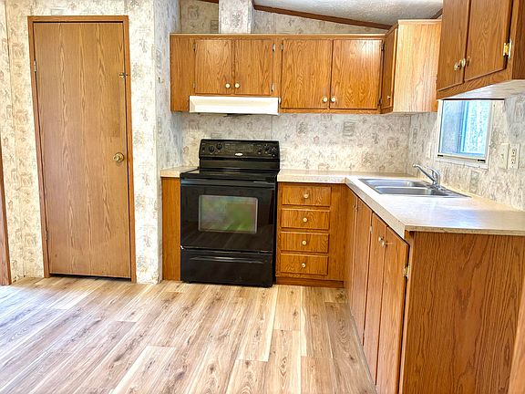 4th image of 150 Copperhead Road