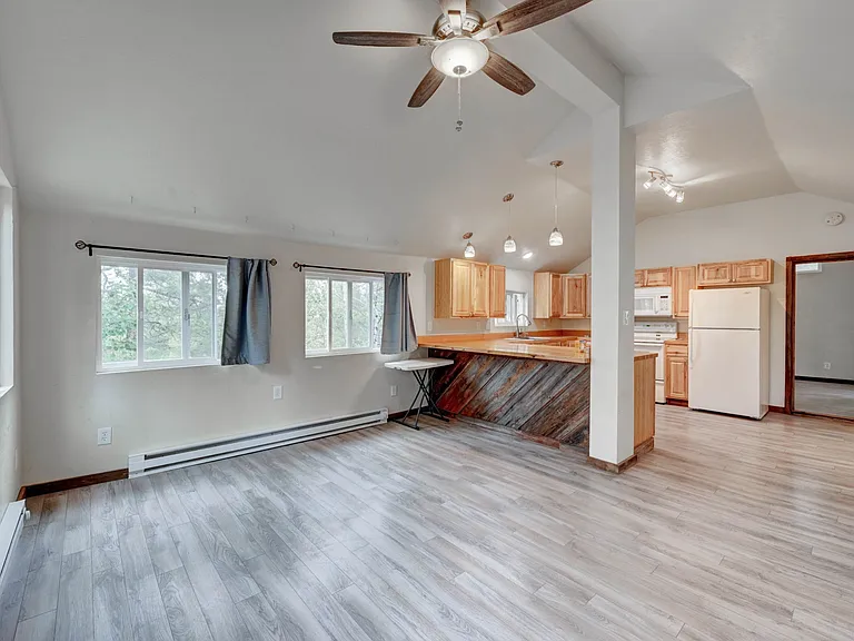 26339 Pleasant Park Rd — Photo 5