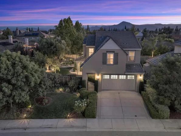1725 Espana Way, Morgan Hill, CA 95037