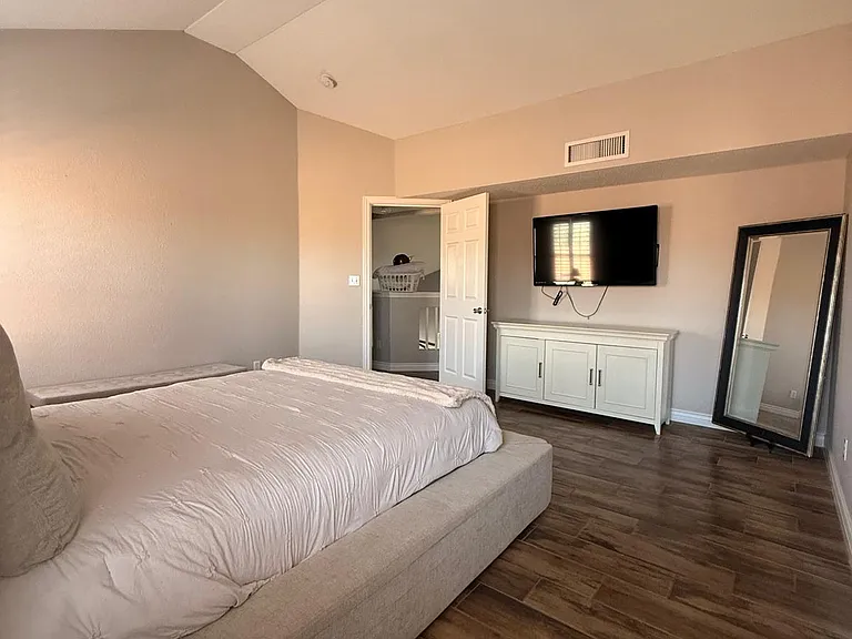 836 Sunset Park Dr — Photo 9