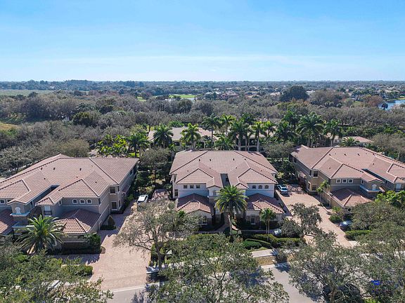 3rd image of 7636 Old Thyme Ct