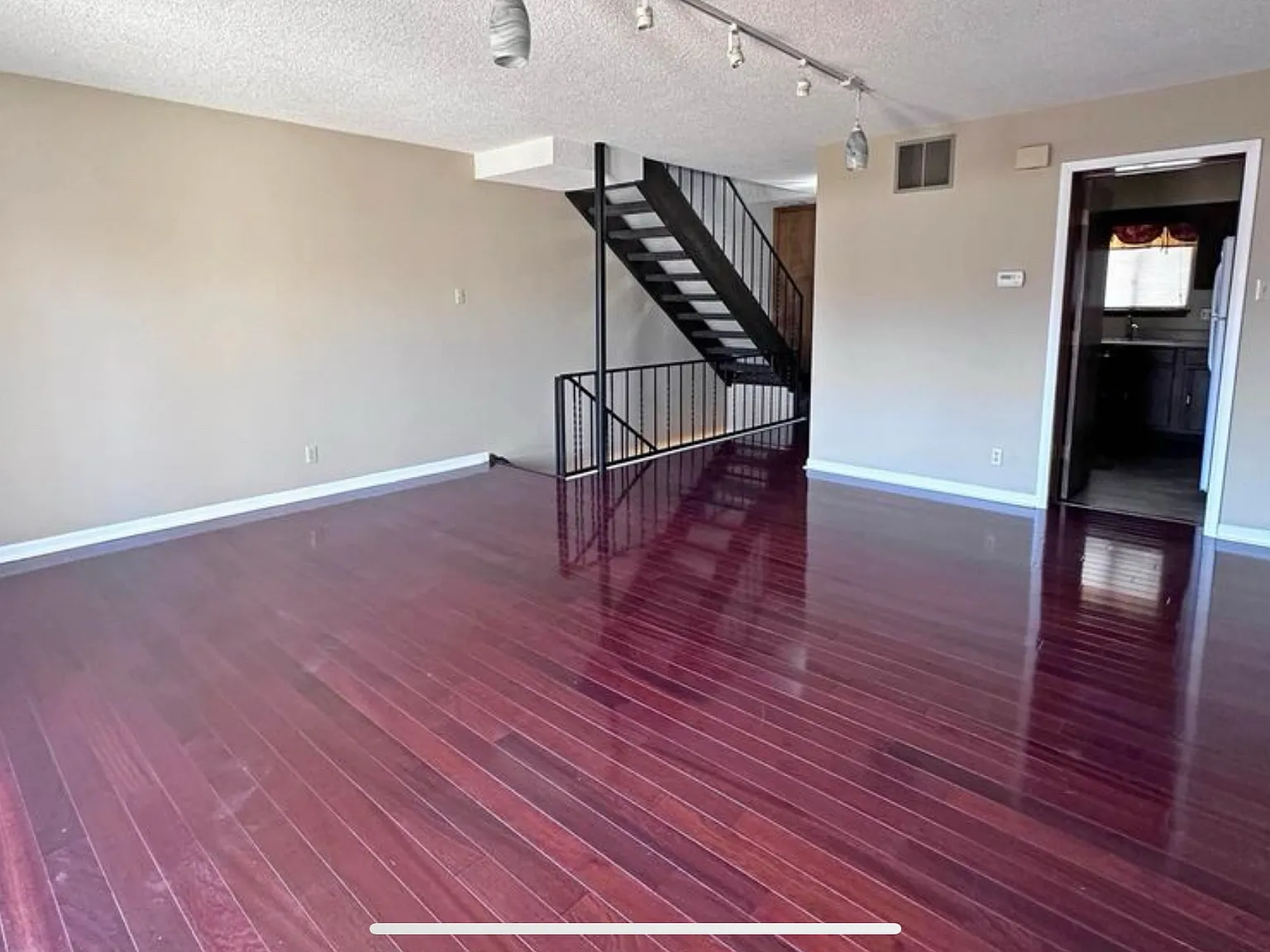 3424 SW Arrowhead Rd — Photo 3