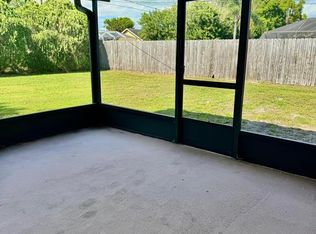 1862 SW Hampshire Ln, Port Saint Lucie, FL 34953