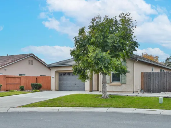 1748 Oxford Ct, Plumas Lake, CA 95961
