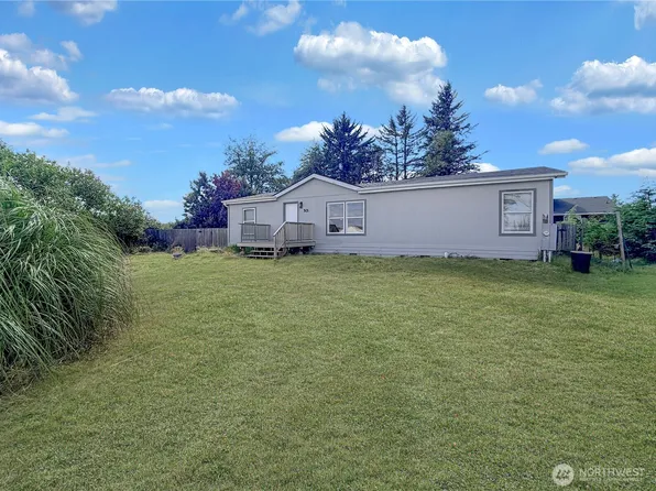 501 Chenois Avenue NE, Ocean Shores, WA 98569