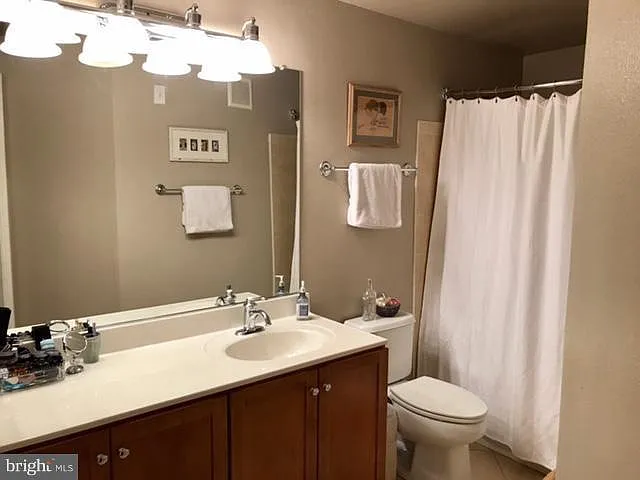 11800 Old Georgetown Rd — Photo 13