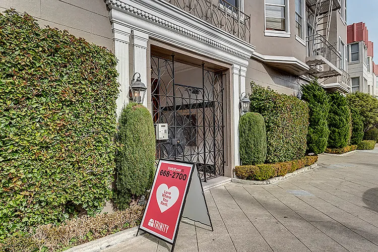 2240 Golden Gate Ave — Photo 16