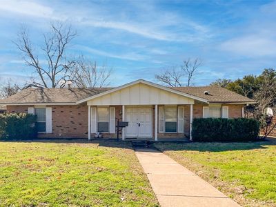 1413 Paris Dr, Grand Prairie, TX, 75050