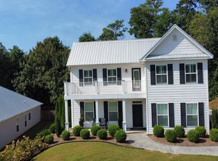 1009 Laurinda Ln, Guntersville, AL 35976